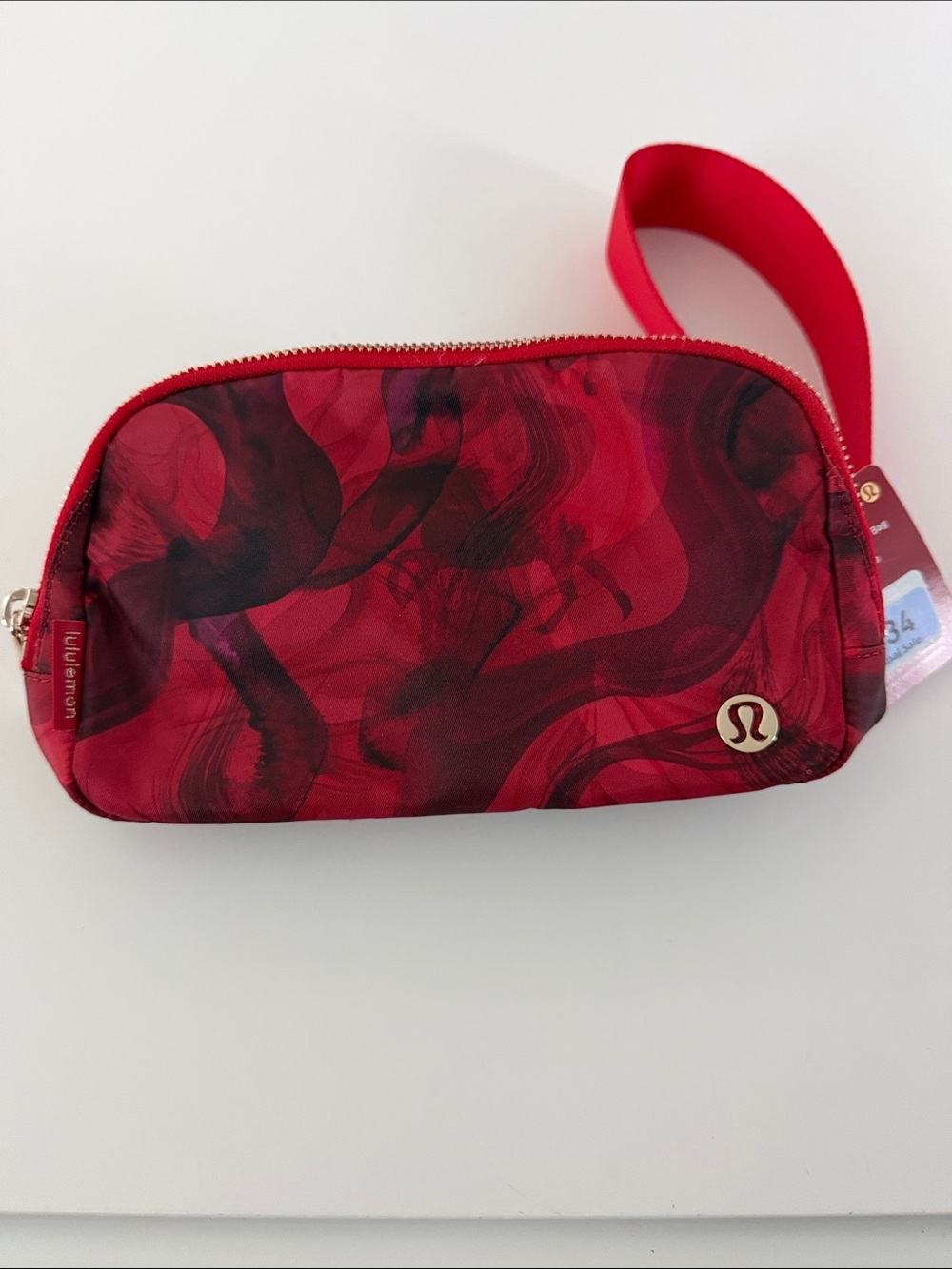Lululemon - Everywhere Belt Bag *New Year edition - 1L - NWT